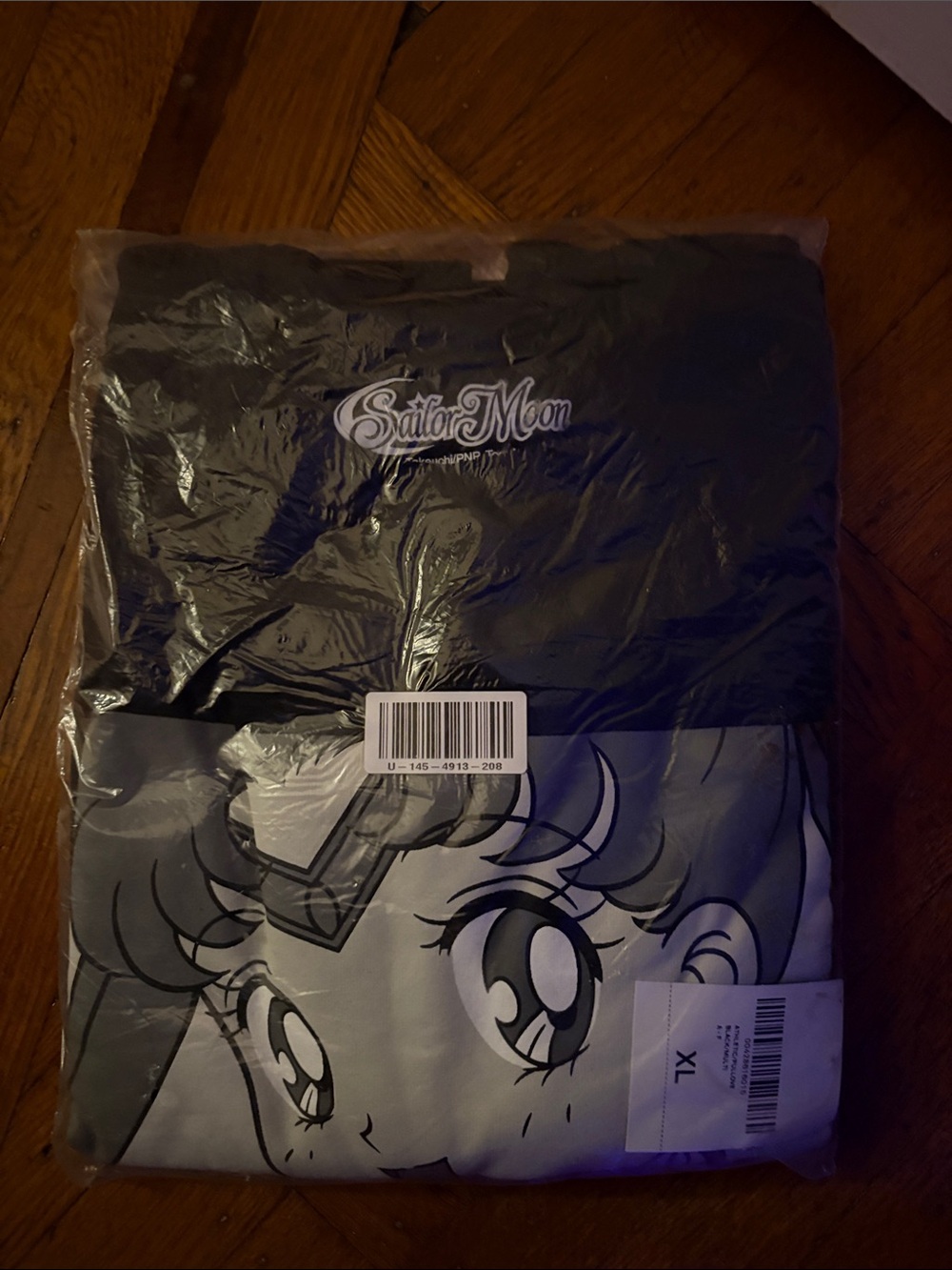 Sailor Moon Graphic Tee — Black & Gray